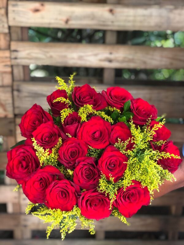 Ramalhete luxo 20 rosas