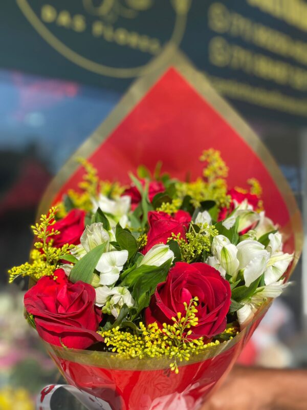 Ramalhete rosas e astromelias - Imagem 2
